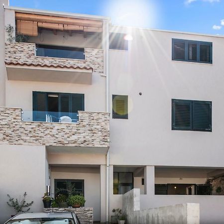 Appartement Kurika Anzotica à Šibenik Extérieur photo